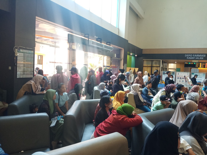 Antrean Pendaftaran di RSUD Bontang Lagi-lagi Membludak