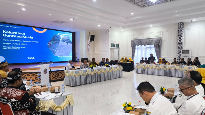 Berulang Kali Diajukan Tak Kunjung Terwujud; Warga Kembali Usulkan Trotoar BK Ditinggikan