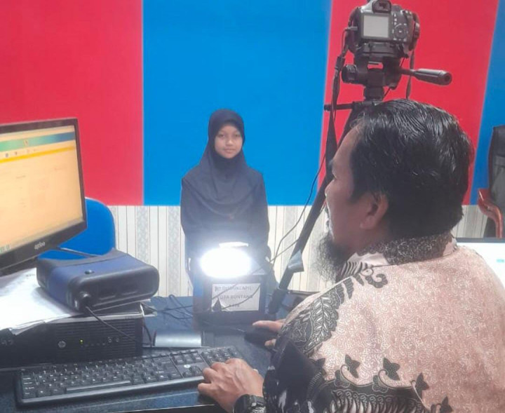 Disdukcapil Terapkan Sistem On Call di hari libur, Perekaman KTP Pemula Dipusatkan di Kecamatan