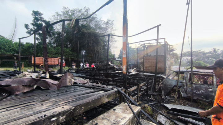 Kronologi Kebakaran Panggung Adat di Guntung; Disinyalir Akibat Anak-Anak Main Api