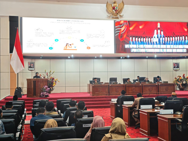 Wali Kota Neni Tegur Dinsos-PM; 3 Bulan Dana BLT Belum Selesai Disalurkan