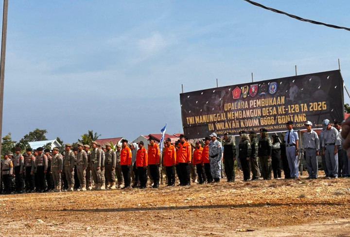 11 Personel BPBD Bontang Ikut Pembukaan TMMD ke-128 di Kelurahan Bontang Kuala