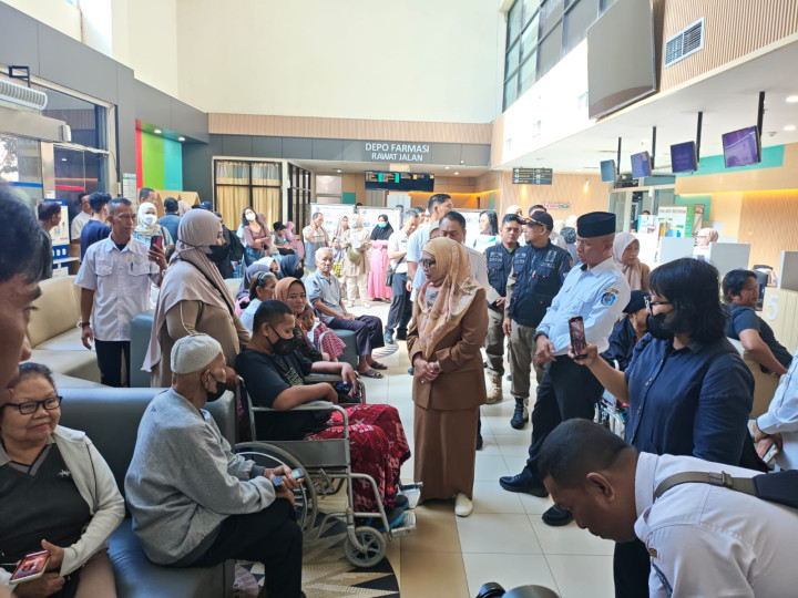 2 Ribu Tagihan BPJS Warga Bontang Diputus dari Pusat; Wali Kota Neni : Ditanggung APBD, Layanan Tetap Jalan