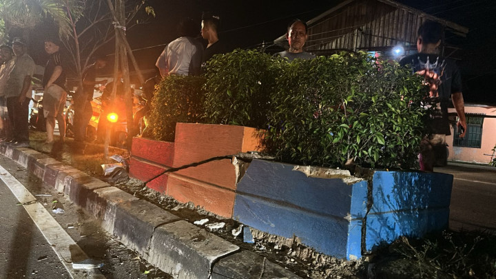Alami Luka di Kepala, Pemotor yang Tabrak Median Jalan di Tanjung Laut Tewas