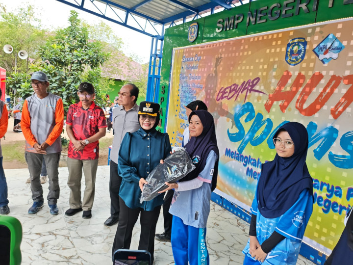 Disdikbud Bontang Bagikan Buku Tulis Gratis untuk Siswa SD dan SMP; Dianggarkan Rp1,8 Miliar