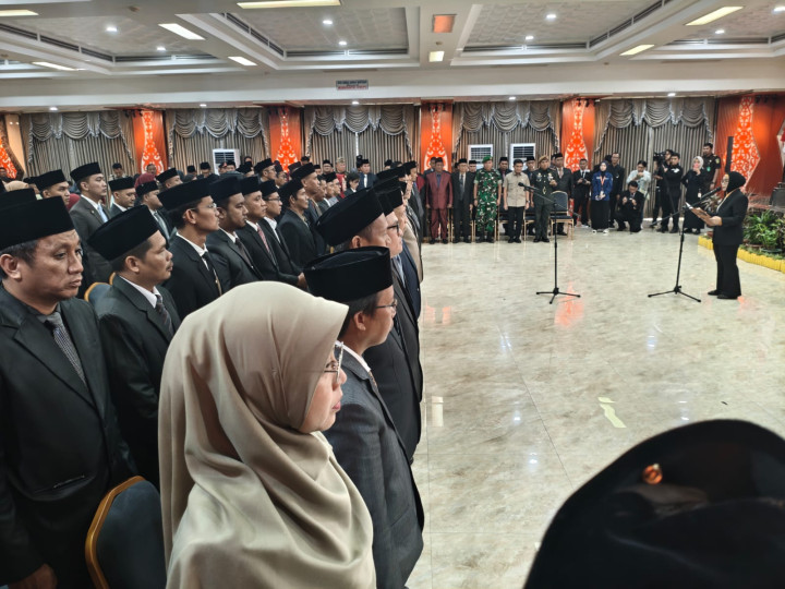 Ini Daftar Pejabat Hasil Mutasi Jilid Kedua Pasangan Neni Moerniaeni - Agus Haris