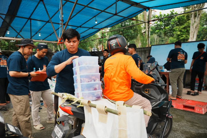 Libatkan Karyawan, Pupuk Kaltim Salurkan Hewan Kurban untuk Ribuan Penerima Manfaat di Bontang