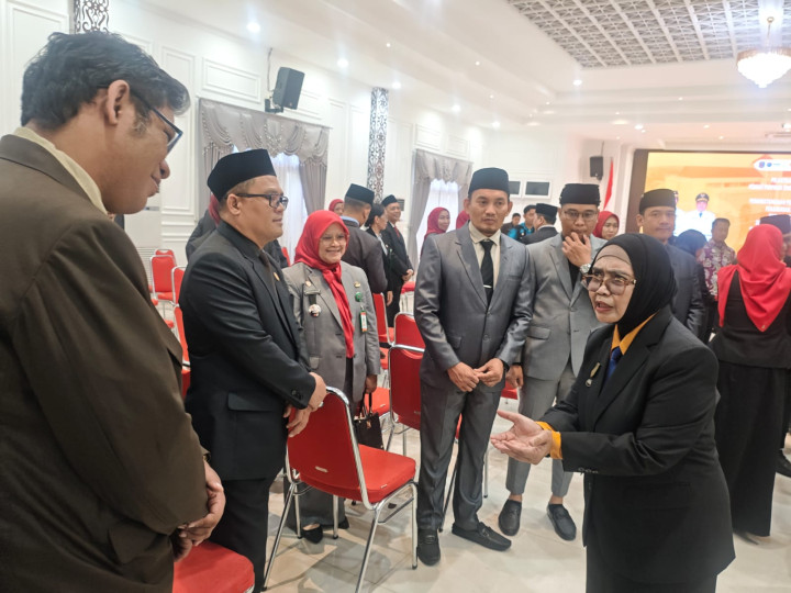 Neni Apresiasi Konten Bersih-Bersih Lurah, Tapi Ingatkan Jangan Cuma Demi Medsos