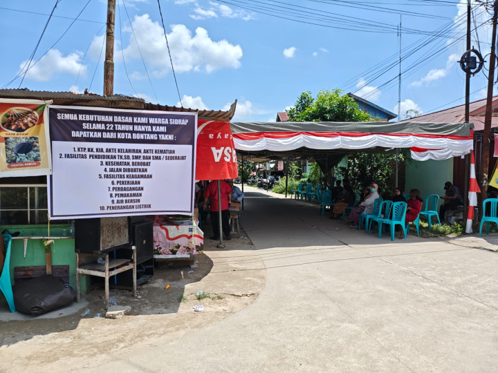 Simalakama Warga Kampung Sidrap; Tak Dianggap Lagi di Bontang, Tapi Jauh dari Kutim