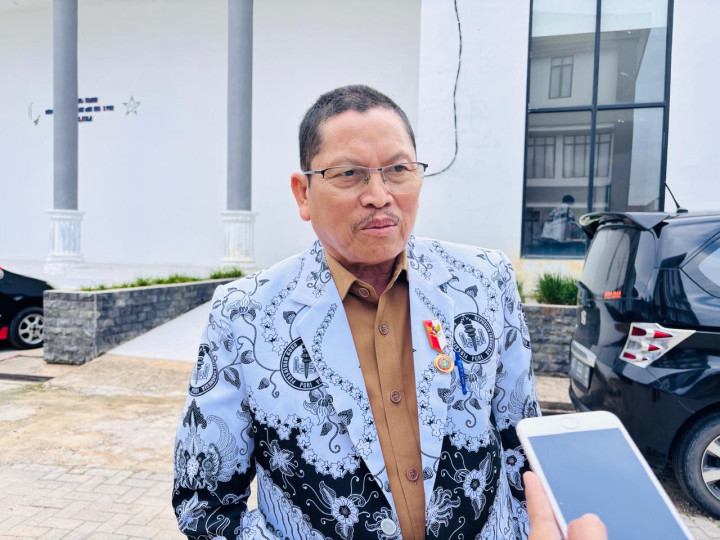 Usia Pensiun Guru di Sekolah Yayasan Dipersingkat; Disdikbud Imbau Swasta Ikut Aturan