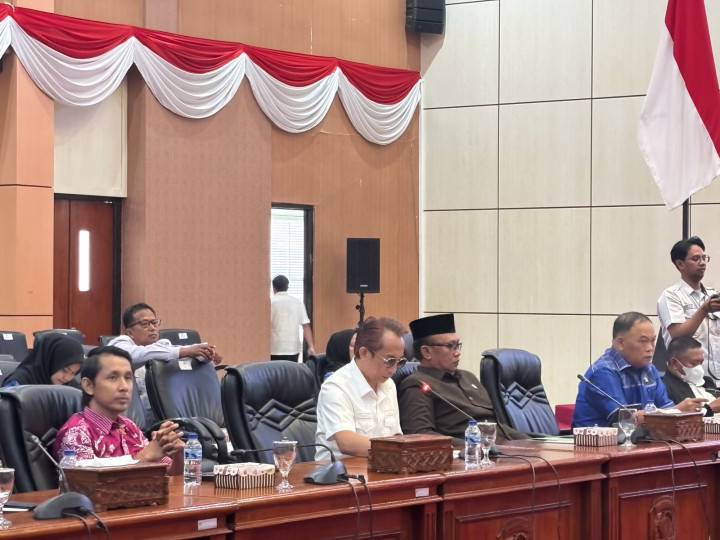 Lampau Target 104 Persen; Fraksi Golkar Apresiasi Kinerja Pemkot Pungut PAD