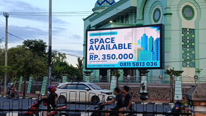 Rustam Imbau OPD Aktif Promosikan Videotron ke Perusahaan Industri Bontang 